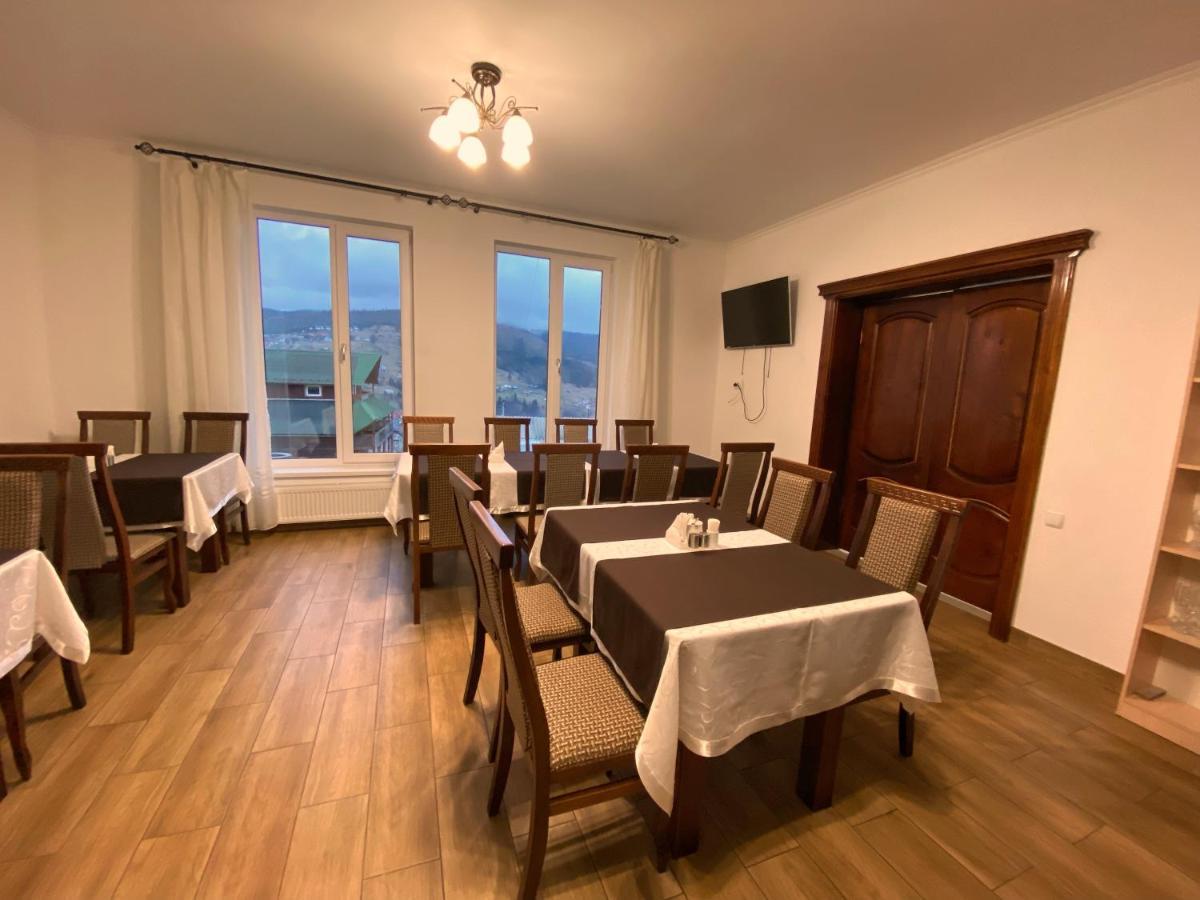 בוקובל Forrest Hotel מראה חיצוני תמונה